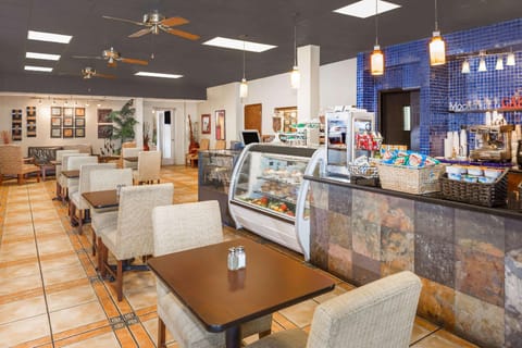 Days Inn by Wyndham Miami Airport North Hotel in Miami Springs