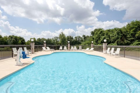 Days Inn by Wyndham Morristown Hotel in Morristown