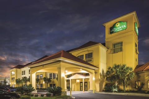 La Quinta Inn & Suites by Wyndham Dublin Hotel in Dublin