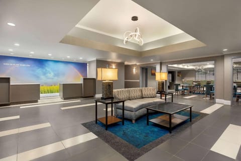 La Quinta Inn & Suites by Wyndham Dublin Hotel in Dublin