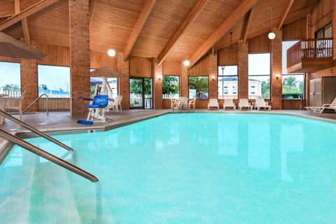 Baymont by Wyndham Tupelo Hotel in Tupelo