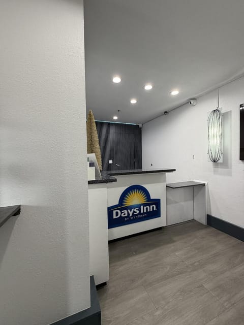Days Inn by Wyndham San Francisco S/Oyster Point Airport Hotel in South San Francisco