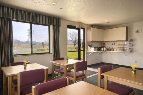 Travelodge by Wyndham Hudsonville Hotel in Hudsonville