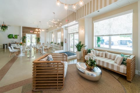 President Hotel Hotel in Flamingo Lummus