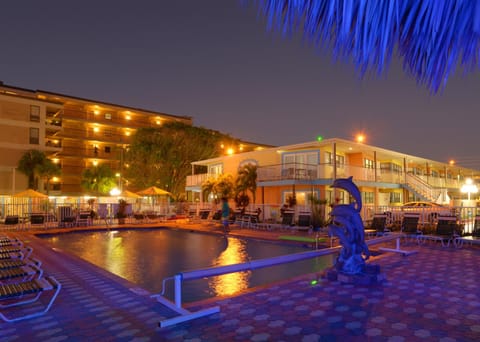 Plaza Beach Hotel - Beachfront Resort Resort in Saint Pete Beach