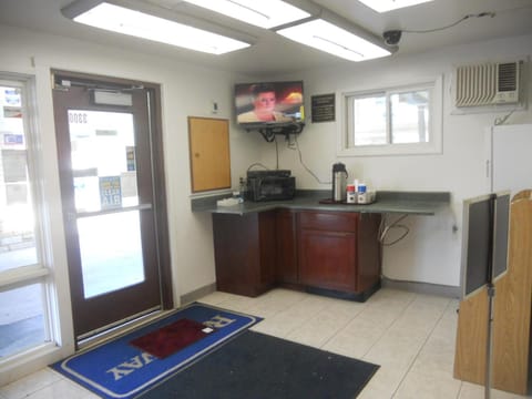 Rapids Inn & Suites Motel in Wisconsin Rapids