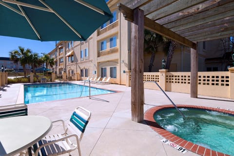 La Quinta Inn & Suites by Wyndham Mobile - Daphne Hotel in Daphne