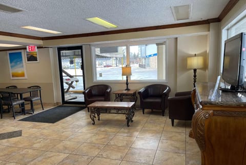 Days Inn & Suites by Wyndham Port Huron Hotel in Port Huron