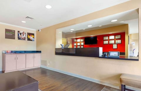 Extended Stay America Select Suites - Madison - Old Sauk Rd. Hotel in Madison