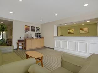 Extended Stay America Select Suites - Madison - Old Sauk Rd. Hotel in Madison