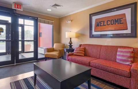 Extended Stay America Select Suites - Madison - Old Sauk Rd. Hotel in Madison