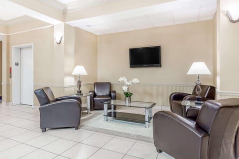 Baymont by Wyndham Cartersville Hotel in Cartersville