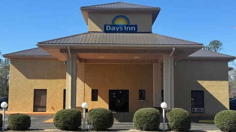 Days Inn By Wyndham Lake City I-10 Hotel in Lake City