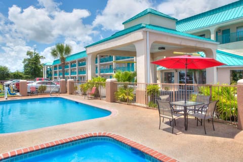 Days Inn by Wyndham Gulfport Hotel in Gulfport