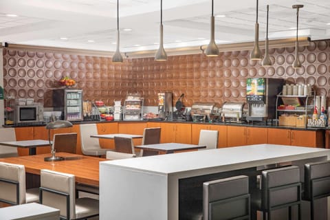 Wingate by Wyndham Greenville Airport Hotel in Greer