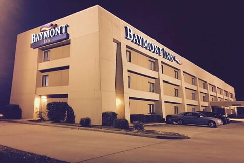 Baymont by Wyndham Paducah Hotel in Paducah