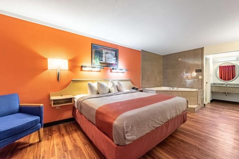 Motel 6 Gatlinburg, TN - Smoky Mountains Hotel in Gatlinburg