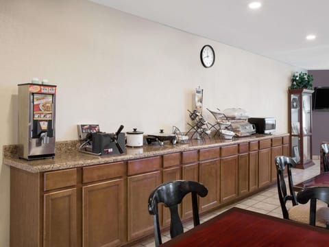 Microtel Inn & Suites by Wyndham Meridian Hotel in Meridian