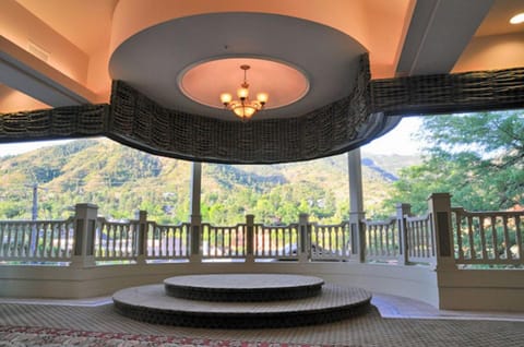 Cliff House at Pikes Peak Hotel in Manitou Springs