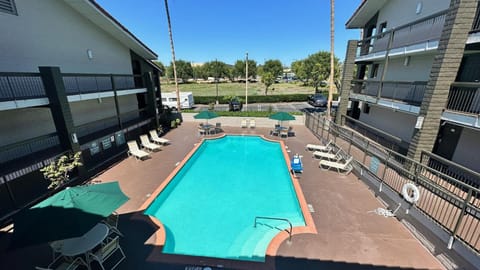 Days Inn by Wyndham San Diego Vista Hotel in Vista