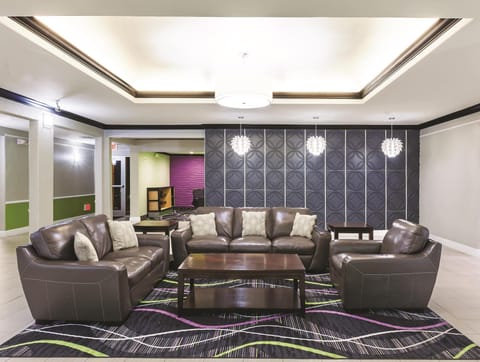 Palacio Royale Inn Signature Inn in Houston