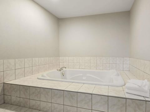 SureStay by Best Western Brockville Hotel in Brockville