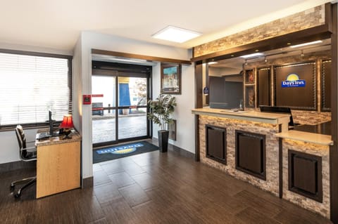 Days Inn by Wyndham Fort Smith Hotel in Fort Smith