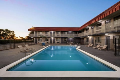 Days Inn by Wyndham Fresno South Hotel in Fresno