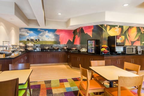 Fairfield by Marriott Inn & Suites Grand Rapids Airport Hotel in Kentwood