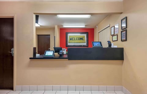 Extended Stay America Select Suites - Gainesville - I-75 Hotel in Gainesville