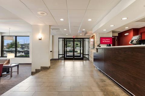 Red Roof Inn Birmingham South Hotel in Vestavia Hills