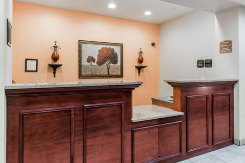 Super 8 By Wyndham Rolla Hotel in Rolla