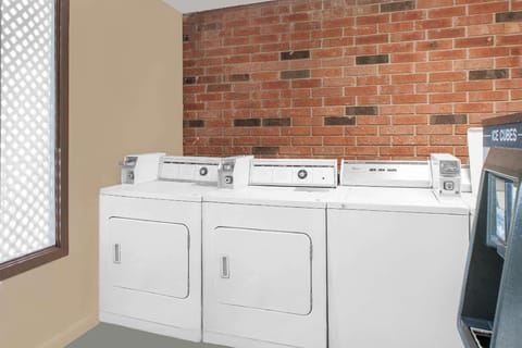 Meridian Inn Hotel in Meridian