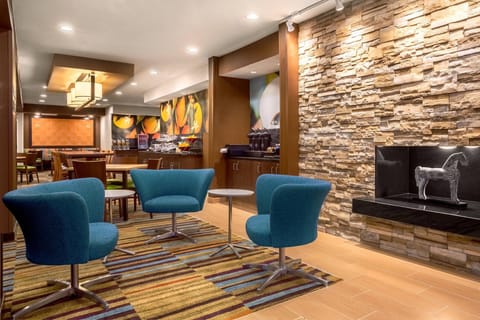 Comfort Inn & Suites Texas City I-45 Hotel in La Marque