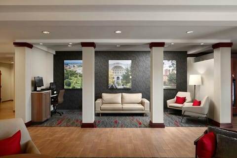 Fairfield by Marriott Inn & Suites Columbus OSU Hotel in Clintonville