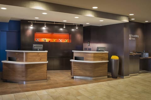 Courtyard by Marriott Grand Rapids Airport Hotel in Kentwood