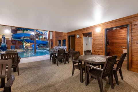 Days Inn by Wyndham Mitchell SD Hotel in Mitchell