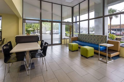 Days Inn by Wyndham Ladson Summerville Charleston Hotel in Goose Creek