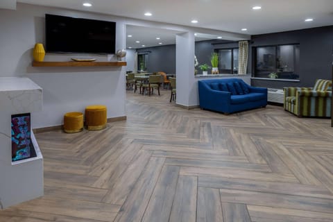 Days Inn by Wyndham Pleasant Prairie Kenosha Hotel in Pleasant Prairie