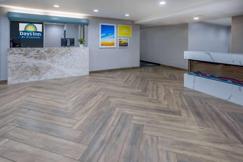 Days Inn by Wyndham Pleasant Prairie Kenosha Hotel in Pleasant Prairie