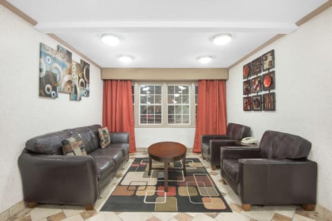 Super 8 Maumee/Toledo, OH Hotel in Maumee