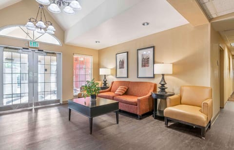 Extended Stay America Suites - Louisville - Alliant Avenue Hotel in Jeffersontown