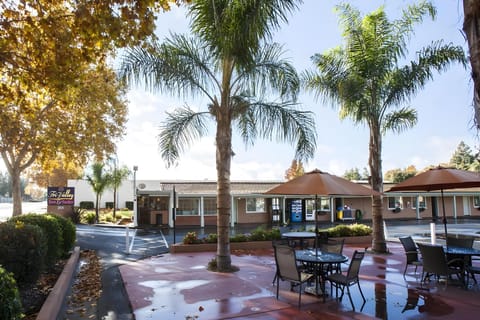 Tri Valley Inn & Suites Motel in Pleasanton