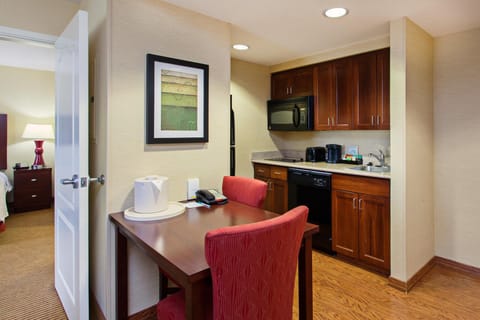 Homewood Suites by Hilton Fresno Airport/Clovis Hotel in Clovis