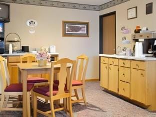 Super 8 By Wyndham Milbank Sd Hotel in South Dakota