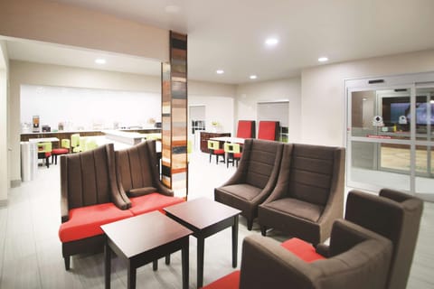 La Quinta Inn by Wyndham Calhoun South I-75 Hotel in Calhoun