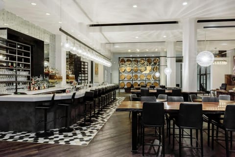 Hotel Covington Cincinnati Riverfront Hotel in Covington