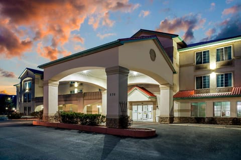 La Quinta Inn & Suites by Wyndham Fruita Hotel in Fruita
