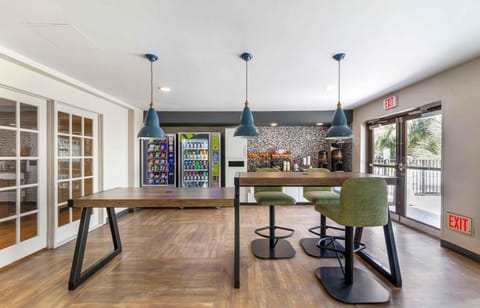 Extended Stay America Premier Suites - Miami - Airport - Miami Springs Hotel in Miami Springs