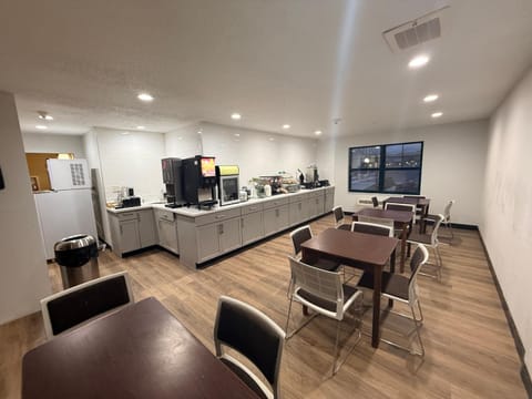 MainStay Suites Rochester South Mayo Clinic Hotel in Rochester